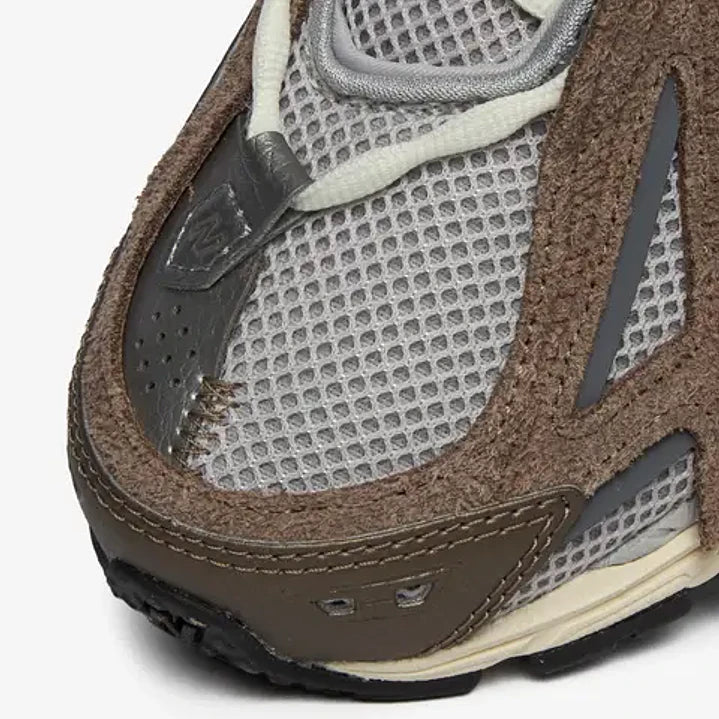 New Balance 1906A Thunder Brown
