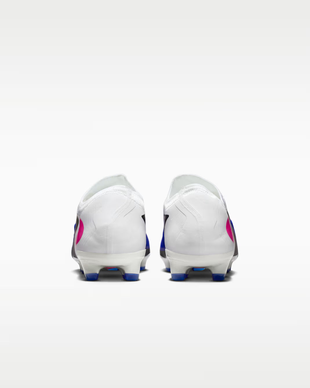 Nike Phantom 6 Low Pro