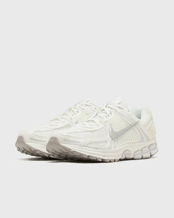 Nike Zoom Vomero 5 Sail Vast Grey Metallic Silver - Arena do Desporto