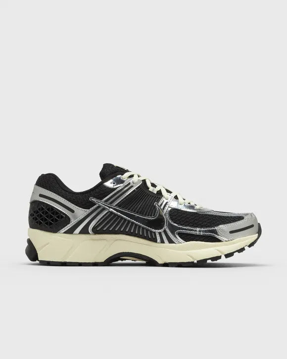 Nike Zoom Vomero 5 Black Chrome