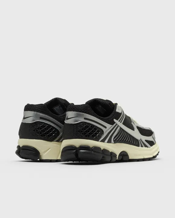 Nike Zoom Vomero 5 Black Chrome