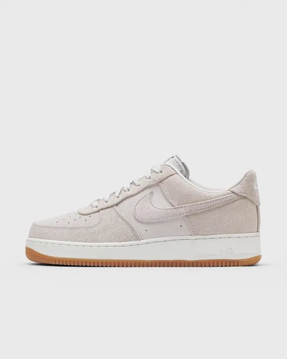 Nike Air Force 1 Low '07 LV8 Vast Grey Canvas Gum - Arena do Desporto