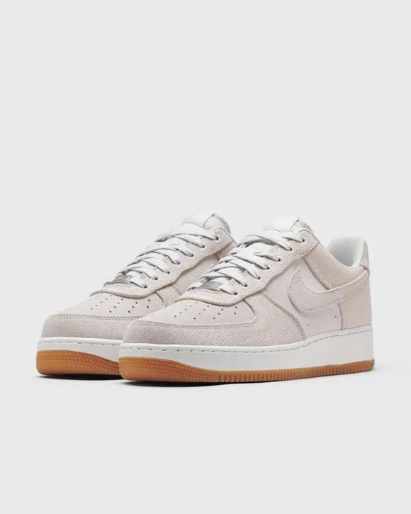 Nike Air Force 1 Low '07 LV8 Vast Grey Canvas Gum - Arena do Desporto
