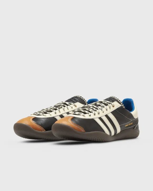 adidas Karintha OG Wales Bonner White Black Lush Blue - Arena do Desporto