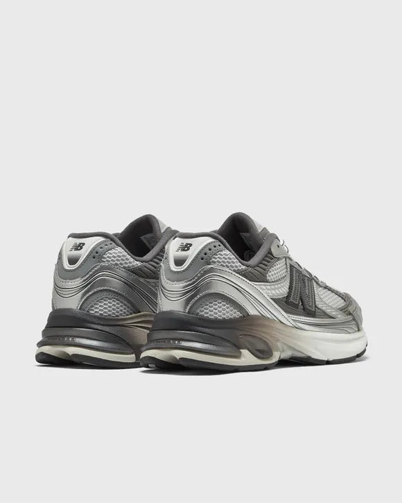 New Balance 2010 Metallic Silver Grey - Arena do Desporto